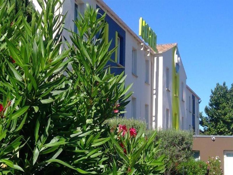 B&B Hotel Toulon Ольюль Екстер'єр фото